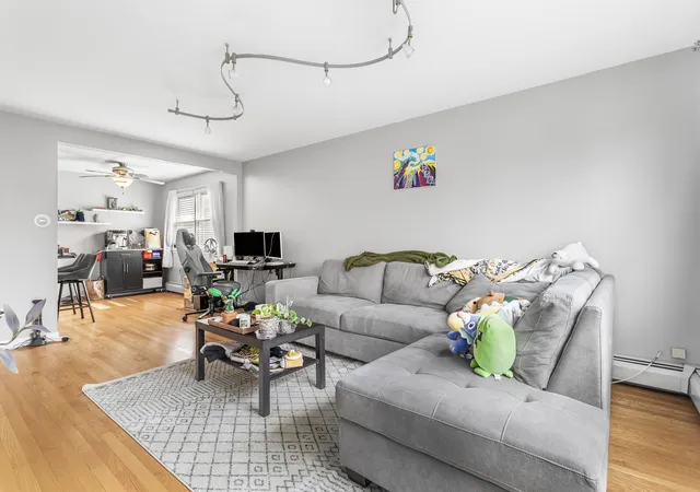 Photo 4 of Condo for sale at 6845 N Northwest Hwy #3E, Chicago, IL 60631 | MLS# 12746351 | Listing updated on 2026-09-12