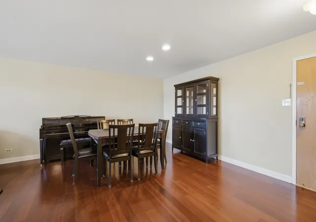 Photo 4 of Condo for sale at 3700 Capri Ct #408, Glenview, IL 60025 | MLS# 12746356 | Listing updated on 2026-10-05
