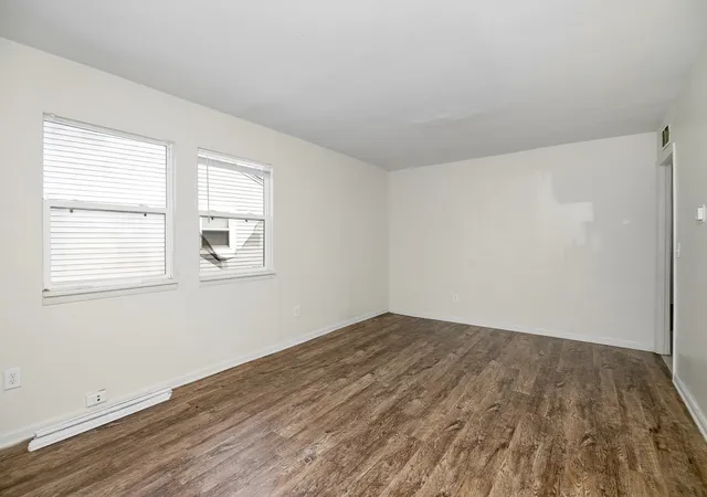 Photo 3 of Single family home for sale at 726 N Webster Cir, Kankakee, IL 60901 | MLS# 12746371 | Listing updated on 2026-09-29