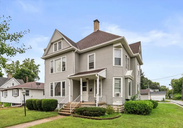 Photo 1 of Single family home for sale at 403 1st Avenue, Ottawa, IL 61350 | MLS# 12746374 | Listing updated on 2026-10-07