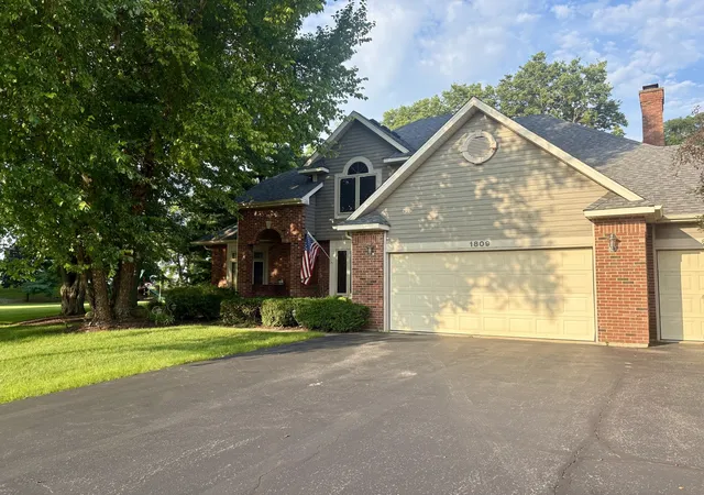 Single family home for sale at 1809 Elm St, Spring Grove, IL 60081 | MLS# 12746399