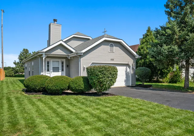 Photo 2 of Single family home for sale at 1622 Liberty St, Hanover Park, IL 60133 | MLS# 12746435 | Listing updated on 2026-09-15