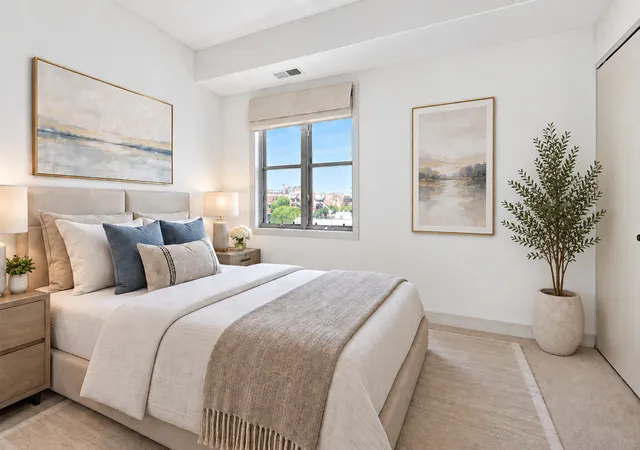 Photo 4 of Condo for sale at 544 N Milwaukee Ave #402, Chicago, IL 60642 | MLS# 12746440 | Listing updated on 2026-09-16
