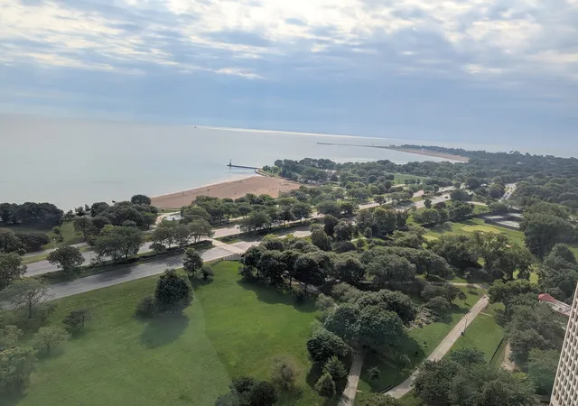 Photo 2 of Condo for sale at 5415 N Sheridan Rd #2905, Chicago, IL 60640 | MLS# 12746505 | Listing updated on 2026-09-24