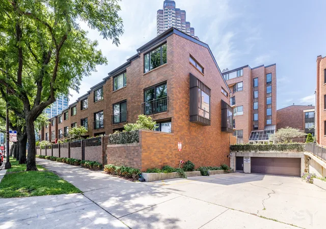 Condo for sale at 3700 N Lake Shore Dr #303, Chicago, IL 60613 | MLS# 12746513
