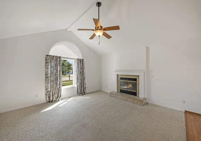 Photo 3 of Single family home for sale at 1607 Hatteras Dr, Bourbonnais, IL 60914 | MLS# 12746536 | Listing updated on 2026-09-29