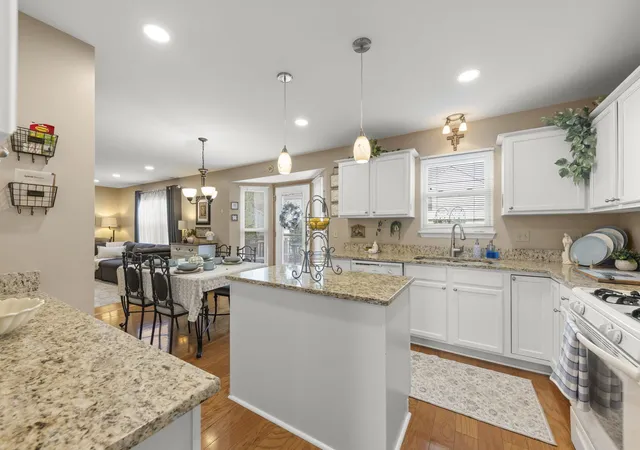 Photo 3 of Single family home for sale at 1918 Westmore Grv Dr, Plainfield, IL 60586 | MLS# 12746599 | Listing updated on 2026-10-29