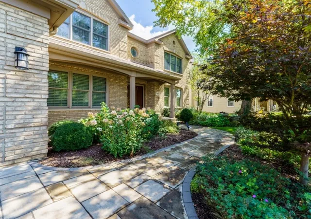 Photo 2 of Single family home for sale at 360 Ambria Dr, Mundelein, IL 60060 | MLS# 12746678 | Listing updated on 2026-09-30