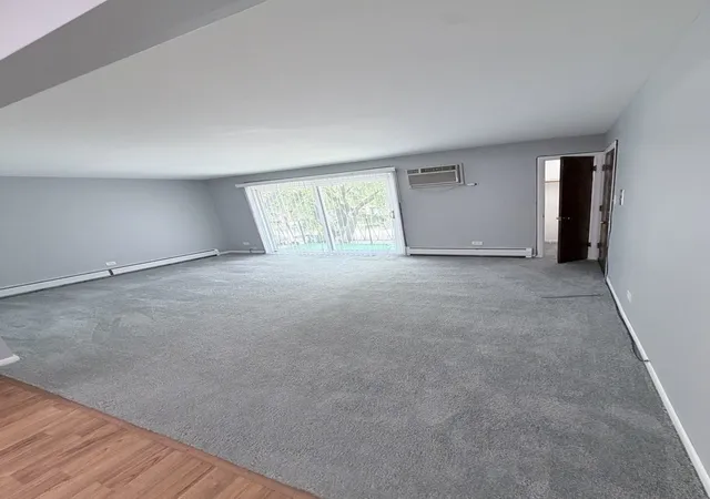 Listing Photo 4 - Condo for sale in building located at 7005 99Th St, Chicago Ridge, IL 60415 - Unit #2W