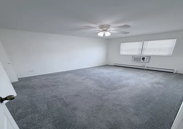 Listing Photo 5 - Condo for sale in building located at 7005 99Th St, Chicago Ridge, IL 60415 - Unit #2W