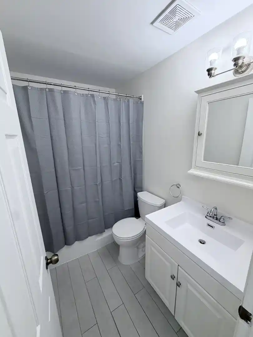 Listing Photo 7 - Condo for sale in 7005 99Th St located at 7005 99Th St, Chicago Ridge, IL 60415 - Unit #2W
