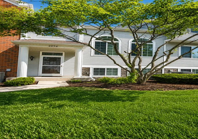 Photo 1 of Townhouse for sale at 2276 Dawson Ln, Algonquin, IL 60102 | MLS# 12746685 | Listing updated on 2026-09-03