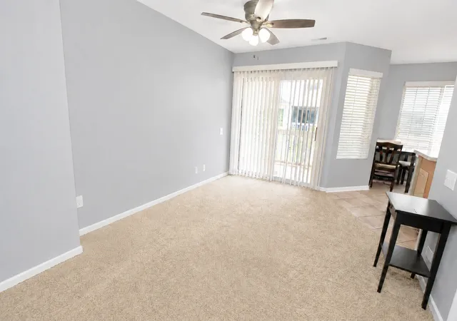 Photo 4 of Townhouse for sale at 2276 Dawson Ln, Algonquin, IL 60102 | MLS# 12746685 | Listing updated on 2026-09-03