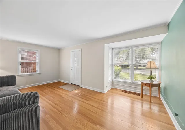 Photo 3 of Townhouse for sale at 723 S La Grange Rd, La Grange, IL 60525 | MLS# 12746766 | Listing updated on 2026-09-12