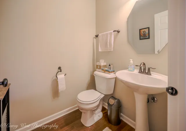 Photo 4 of Townhouse at 4062 Pompton Ave, Elgin, IL 60124 | MLS# 12746819 | | Sold on 2026-10-09