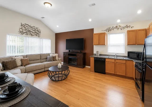 Listing Photo 5 - Condo for sale in building located at 1632 S Homan Ave, Chicago, IL 60623