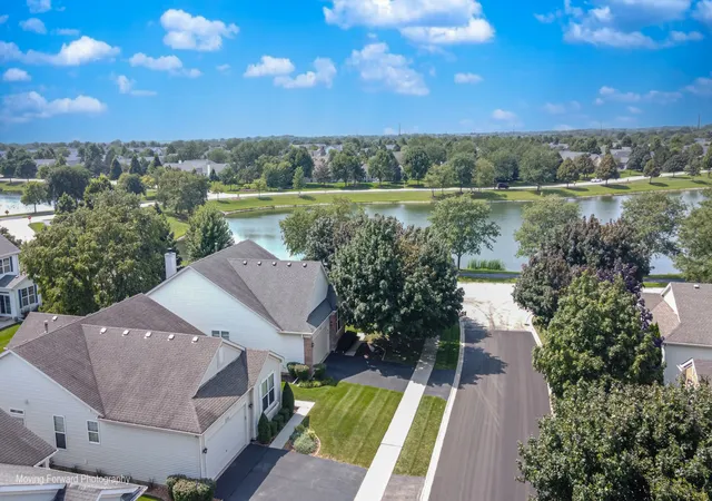 Photo 2 of Single family home for sale at 21311 Prince Lake Dr, Crest Hill, IL 60403 | MLS# 12746878 | Listing updated on 2026-09-09