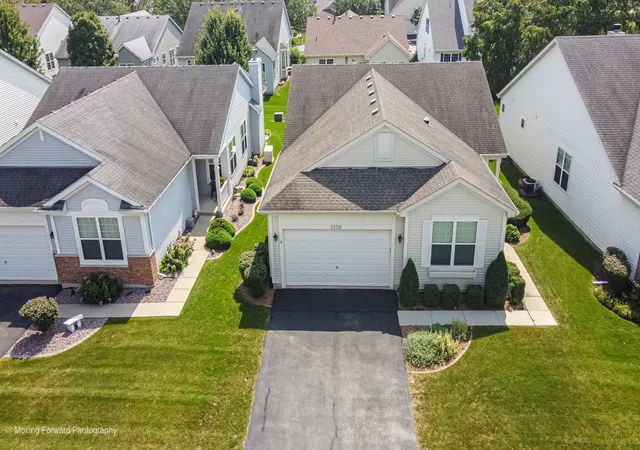 Photo 3 of Single family home for sale at 21311 Prince Lake Dr, Crest Hill, IL 60403 | MLS# 12746878 | Listing updated on 2026-09-09