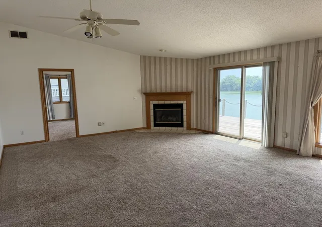 Photo 2 of Single family home for sale at 29 Shoreline Dr, Mansfield, IL 61854 | MLS# 12746933 | Listing updated on 2026-09-06