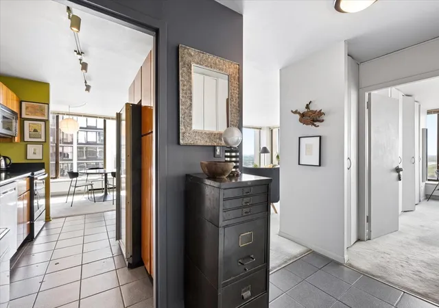 Photo 2 of Condo for sale at 5455 N Sheridan Rd #1812, Chicago, IL 60640 | MLS# 12746958 | Listing updated on 2026-10-08