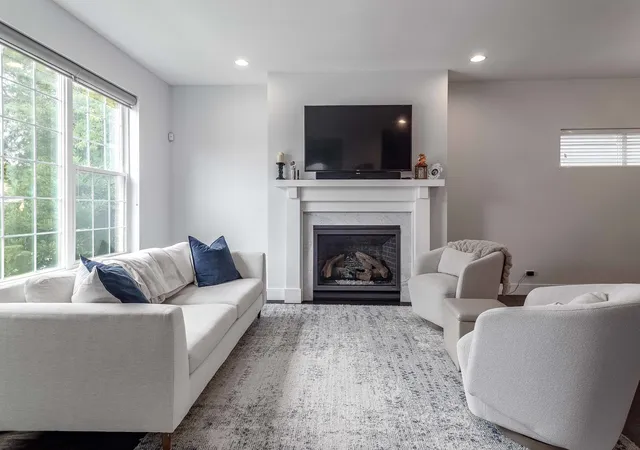 Photo 2 of Single family home for sale at 5041 N Normandy Ave, Chicago, IL 60656 | MLS# 12746970 | Listing updated on 2026-09-29