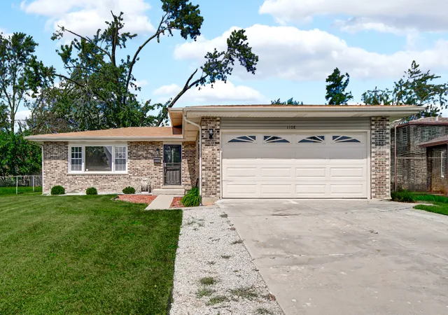 Photo 2 of Single family home for sale at 1108 Amherst Ln, University Park, IL 60484 | MLS# 12746986 | Listing updated on 2026-09-06