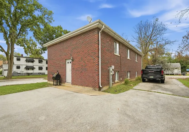 Listing Photo 4 - Condo for sale in building located at 3760 Grn St, Steger, IL 60475