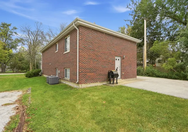 Listing Photo 5 - Condo for sale in building located at 3760 Grn St, Steger, IL 60475