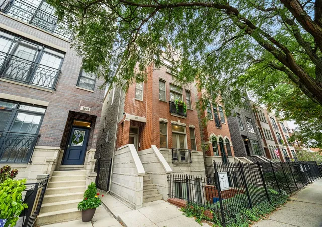 Condo for sale at 2930 N Damen Ave #3, Chicago, IL 60618 | MLS# 12747006