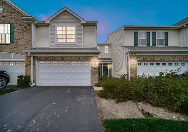 Photo 20 of Townhouse for sale at 2634 Williamsburg Dr, Algonquin, IL 60102 | MLS# 12747014 | Listing updated on 2026-09-14