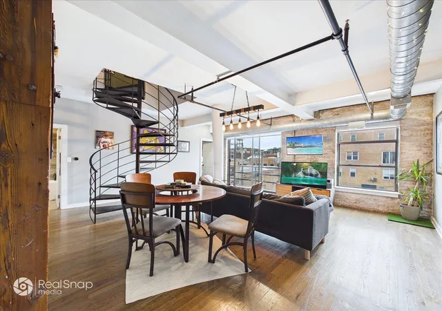 Photo 2 of Condo for sale at 2221 N Lister Ave #3C, Chicago, IL 60614 | MLS# 12747025 | Listing updated on 2026-09-29