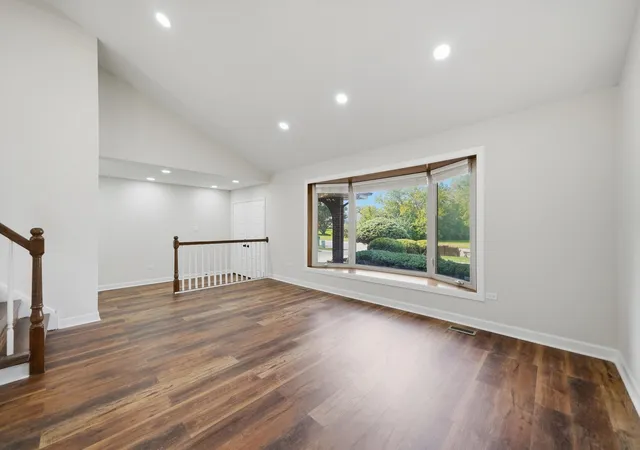 Photo 4 of Single family home for sale at 11453 Brook Hl Dr, Orland Park, IL 60467 | MLS# 12747035 | Listing updated on 2026-10-04