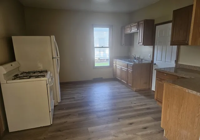 Photo 3 of Single family home for sale at 556 24th Avenue, Moline, IL 61265 | MLS# 12747037 | Listing updated on 2026-09-06