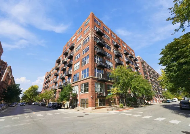 Photo 1 of Condo for sale at 1500 W Monroe St #525, Chicago, IL 60607 | MLS# 12747038 | Listing updated on 2026-10-08