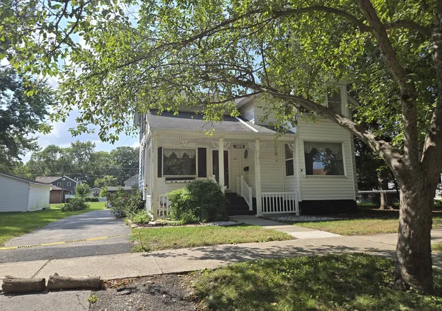 Photo 2 of Single family home for sale at 317 N Maple St, Momence, IL 60954 | MLS# 12747058 | Listing updated on 2026-09-06