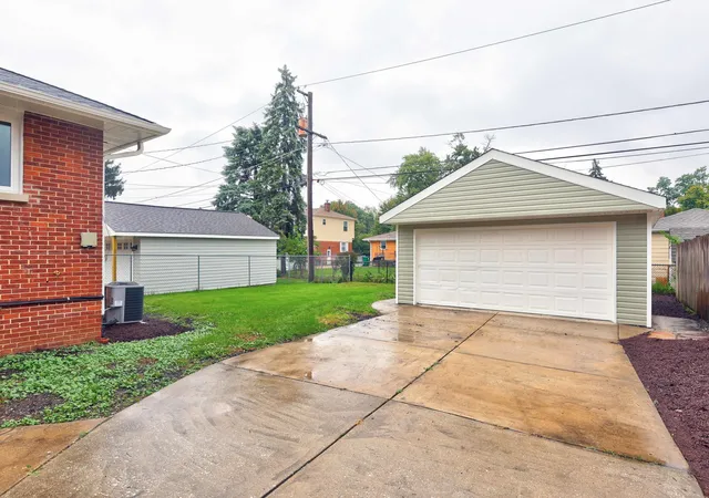 Photo 1 of Single family home for sale at 2333 Hawthorne Ave, Westchester, IL 60154 | MLS# 12747108 | Listing updated on 2026-10-28