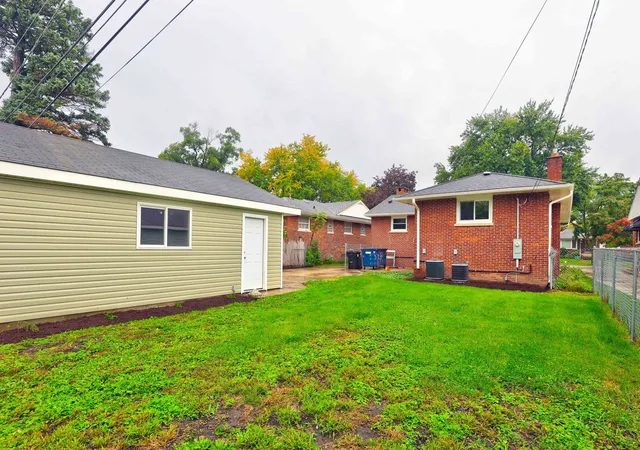 Photo 2 of Single family home for sale at 2333 Hawthorne Ave, Westchester, IL 60154 | MLS# 12747108 | Listing updated on 2026-10-28