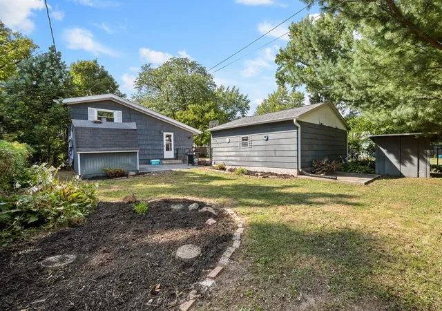 Photo 19 of Single family home for sale at 2343 46th Street Ct, Rock Island, IL 61201 | MLS# 12747134 | Listing updated on 2026-09-04