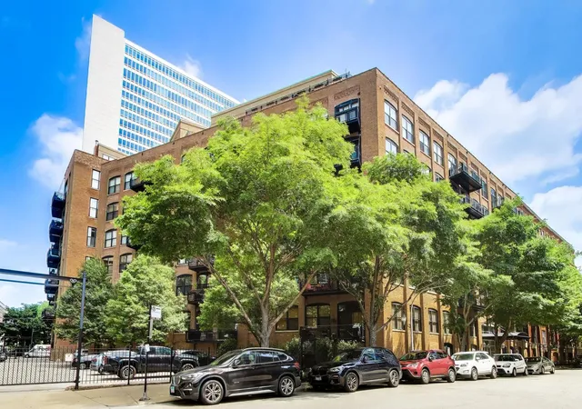 Photo 1 of Condo for sale at 520 W Huron St #704, Chicago, IL 60654 | MLS# 12747141 | Listing updated on 2026-09-15