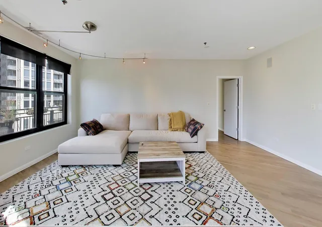 Photo 3 of Condo for sale at 520 W Huron St #704, Chicago, IL 60654 | MLS# 12747141 | Listing updated on 2026-09-15