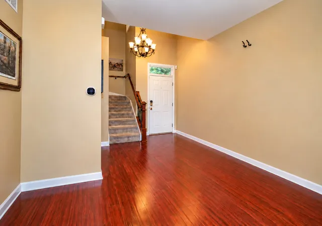 Photo 3 of Townhouse for sale at 446 Bay Tree Ct #446, Vernon Hills, IL 60061 | MLS# 12747159 | Listing updated on 2026-10-10