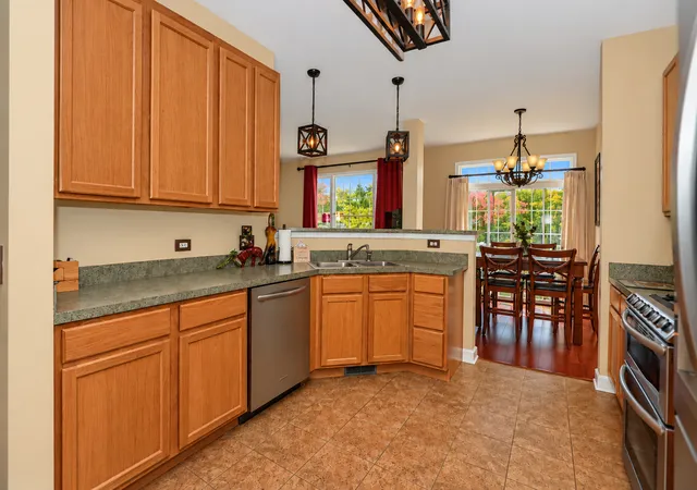 Photo 3 of Townhouse for sale at 446 Bay Tree Ct #446, Vernon Hills, IL 60061 | MLS# 12747159 | Listing updated on 2026-10-27