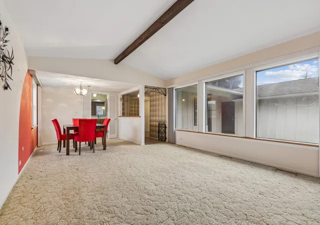 Photo 3 of Single family home for sale at 1564 White Trl, Elk Grove Village, IL 60007 | MLS# 12747186 | Listing updated on 2026-09-18