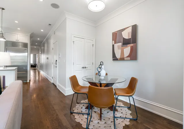 Photo 4 of Sale Pending at 722 W Aldine Ave #3W, Chicago, IL 60657 | MLS# 12747210 | Listing updated on 2026-10-03