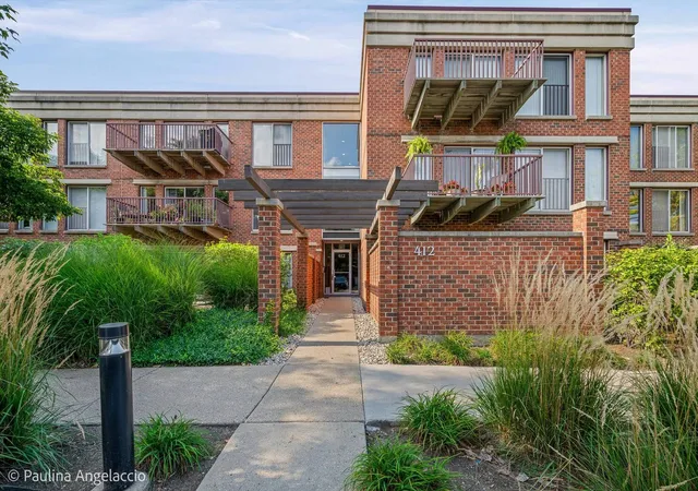 Photo 1 of Condo for sale at 412 Kelburn Rd #212, Deerfield, IL 60015 | MLS# 12747224 | Listing updated on 2026-09-25