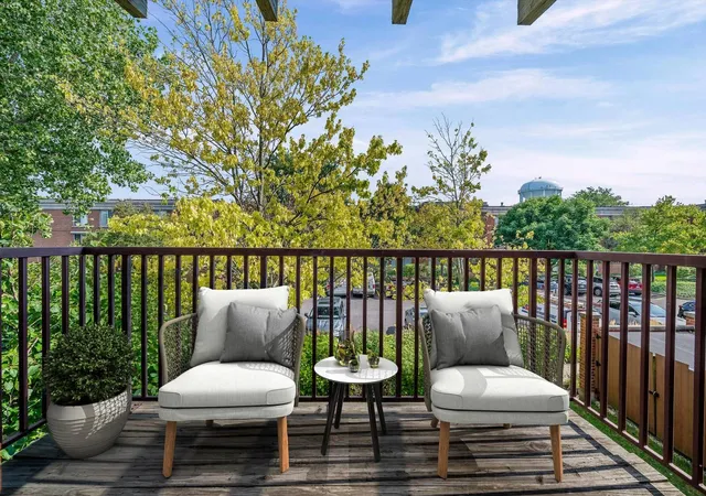 Listing Photo 5 - Condo for sale in building located at 412 Kelburn Rd, Deerfield, IL 60015 - Unit #212