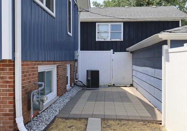 Photo 4 of Single family home for sale at 1770 Michigan City Rd, Calumet City, IL 60409 | MLS# 12747268 | Listing updated on 2026-09-06