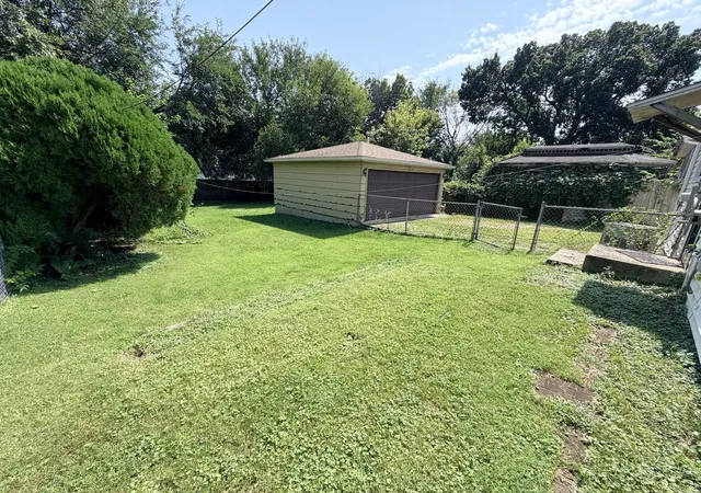 Photo 2 of Single family home for sale at 717 N May St, Aurora, IL 60506 | MLS# 12747272 | Listing updated on 2026-09-24