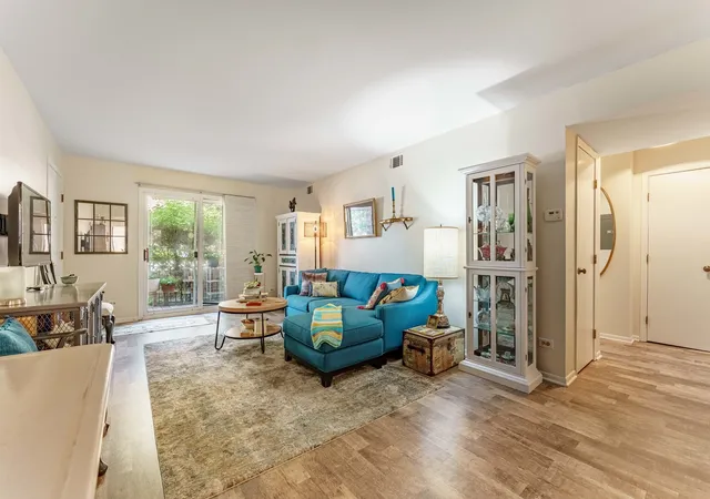Photo 3 of Condo for sale at 6005 N Neola Ave #1B, Chicago, IL 60631 | MLS# 12747276 | Listing updated on 2026-09-12