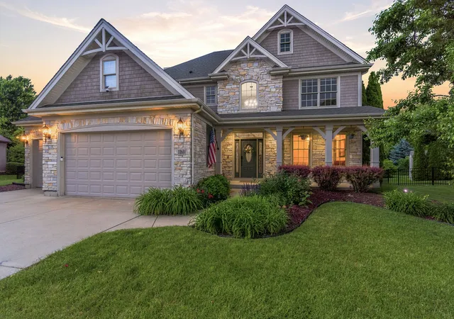 Photo 2 of Single family home for sale at 1160 Lakin Ave, Elburn, IL 60119 | MLS# 12747295 | Listing updated on 2026-09-24